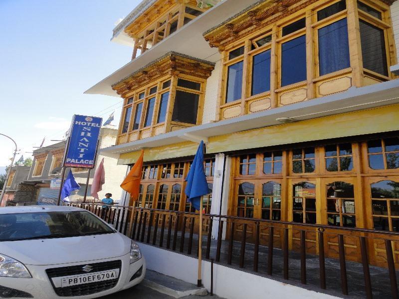 Hotel Shanti Palace Leh Buitenkant foto